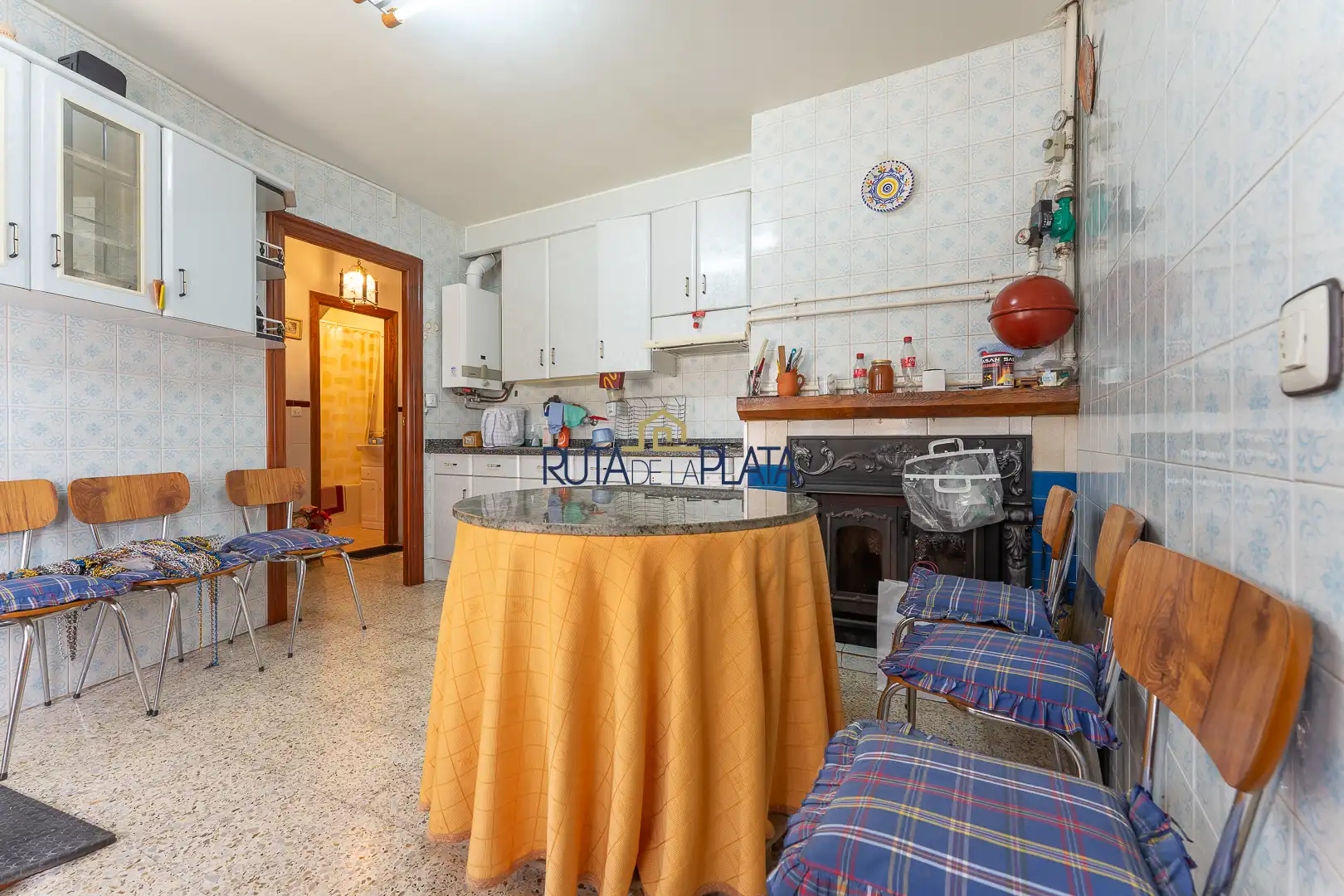 Cocina de Edificio en venta en Fermoselle