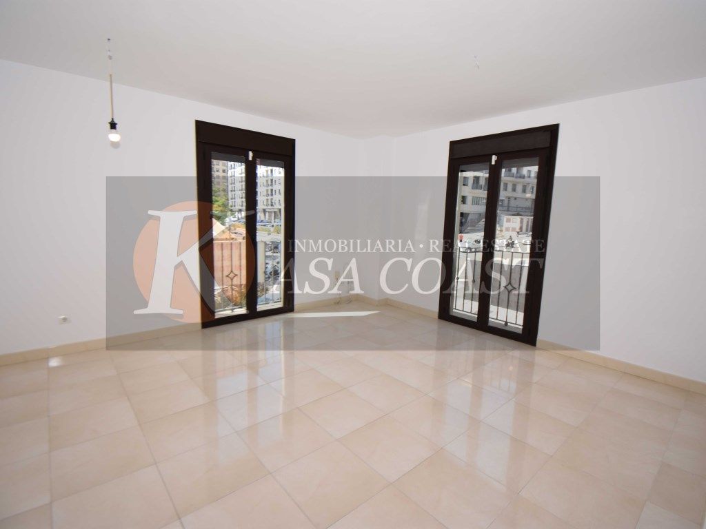 Living room of Flat for sale in Fuengirola  with Air Conditioner and Balcony