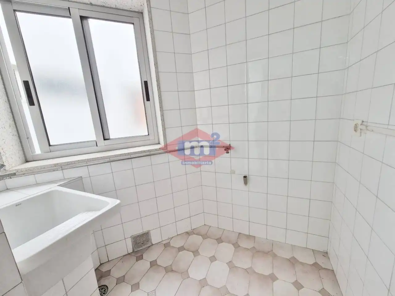 Baño de Piso en venta en Salceda de Caselas con Calefacción y Terraza