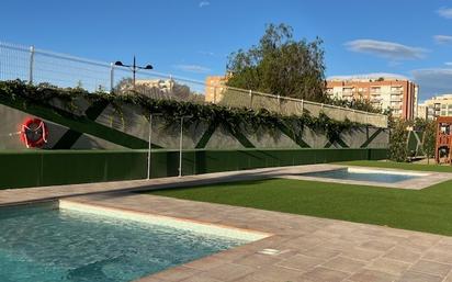 Swimming pool of Flat for sale in Reus  with Air Conditioner, Heating and Parquet flooring