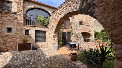 Foto 2 von Country house zum Verkauf in Carrer de la Creu, Viladamat, Girona