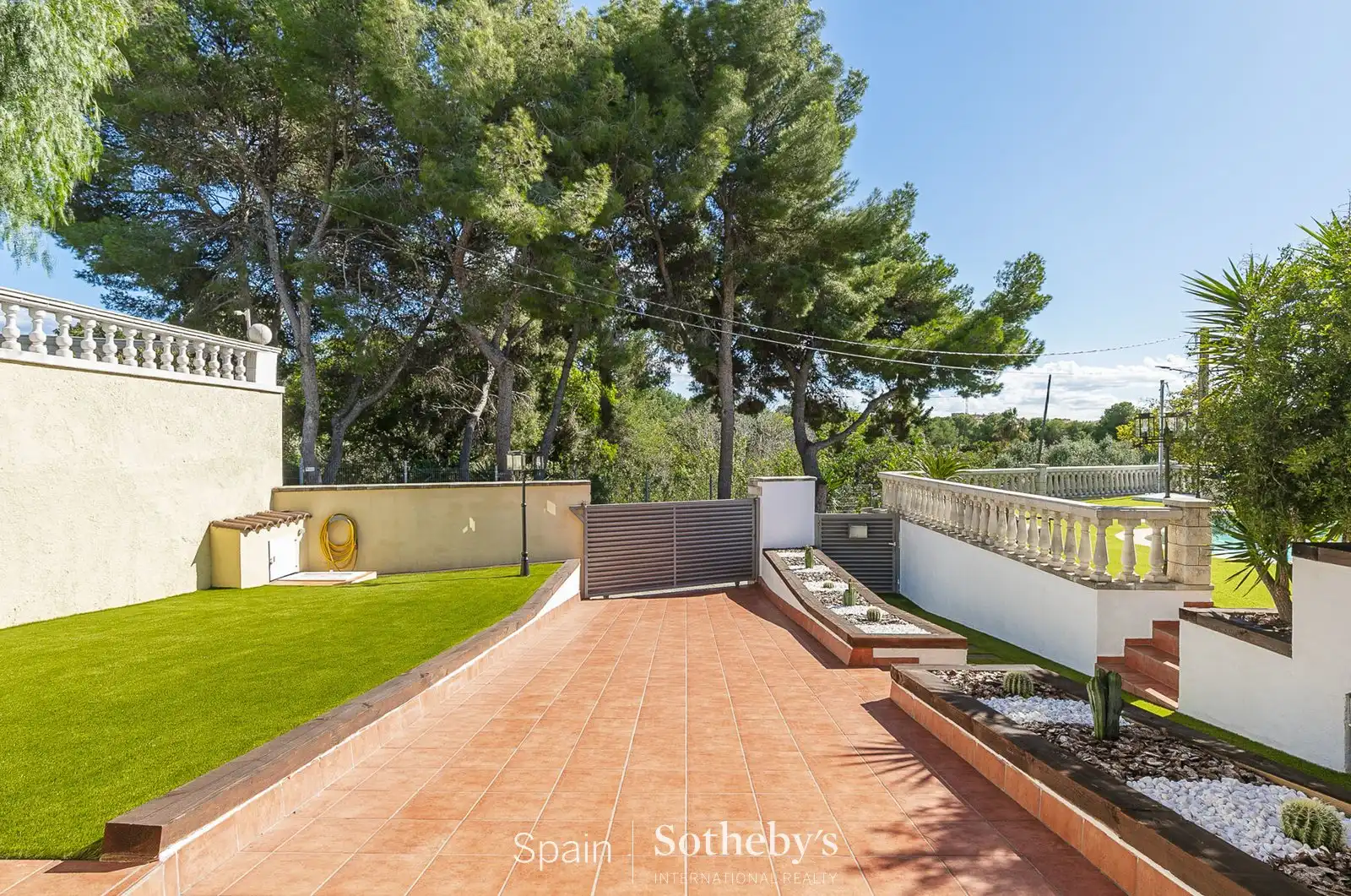 House with pool for sale in Mas d'En Serra - Els Cards, imagen 2