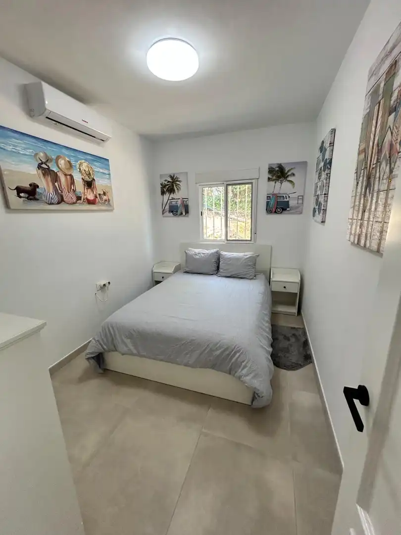 Dormitori de Casa o xalet en venda en Cártama amb Aire condicionat, Calefacció i Jardí privat