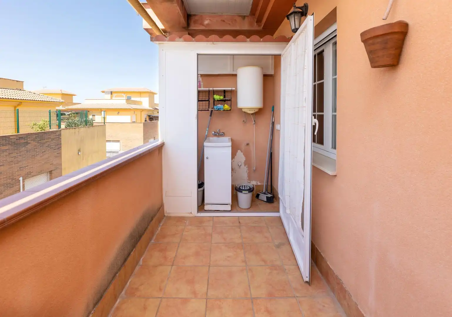 Balcony of Attic for sale in Las Gabias  with Air Conditioner, Heating and Terrace