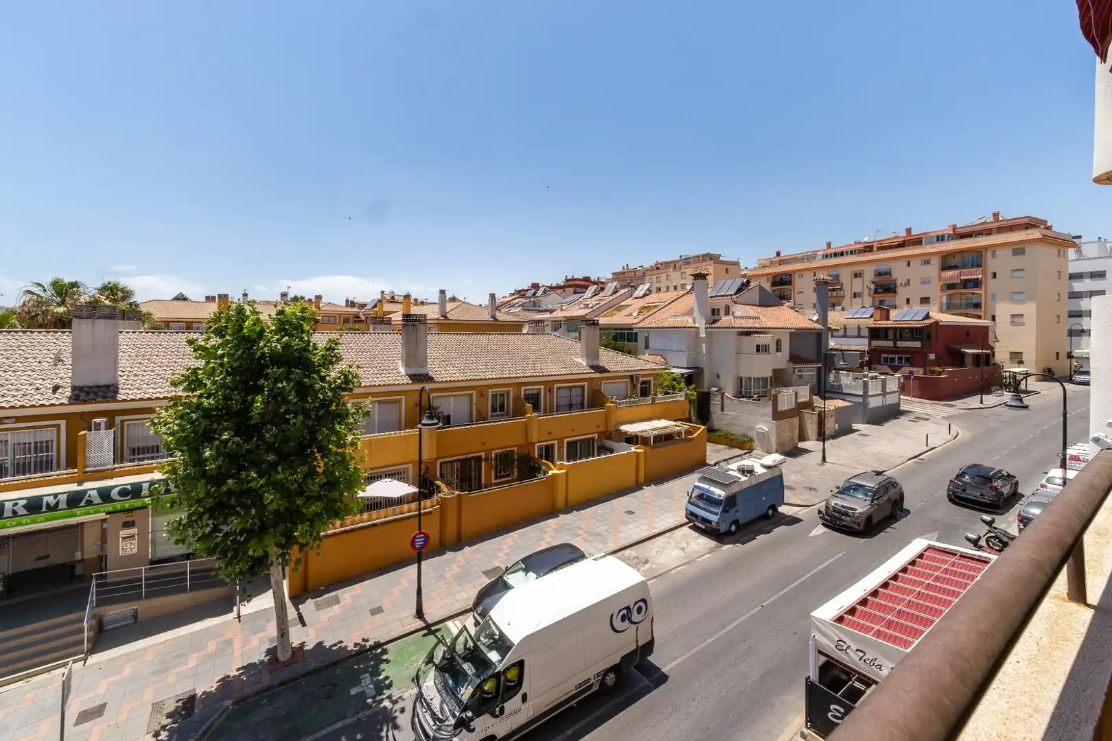 Vista exterior de Pis en venda en Mijas amb Aire condicionat, Terrassa i Piscina comunitària