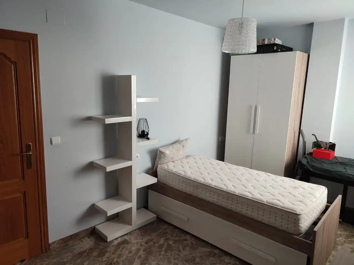 Habitación de Ático en venta en Lucena con Aire acondicionado y Piscina