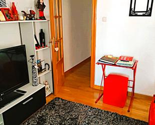 Bedroom of Flat for sale in  Logroño  with Heating, Furnished and Balcony