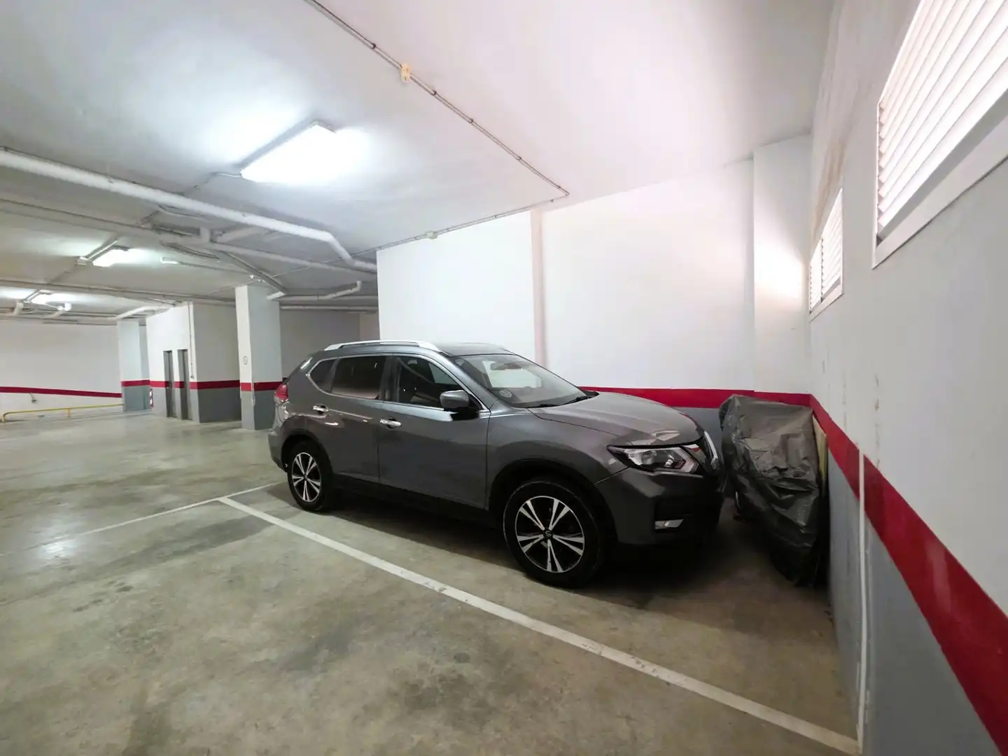 Parkplatz von Dachboden zum Verkauf in Santa Pola mit Klimaanlage, Terrasse und Abstellraum