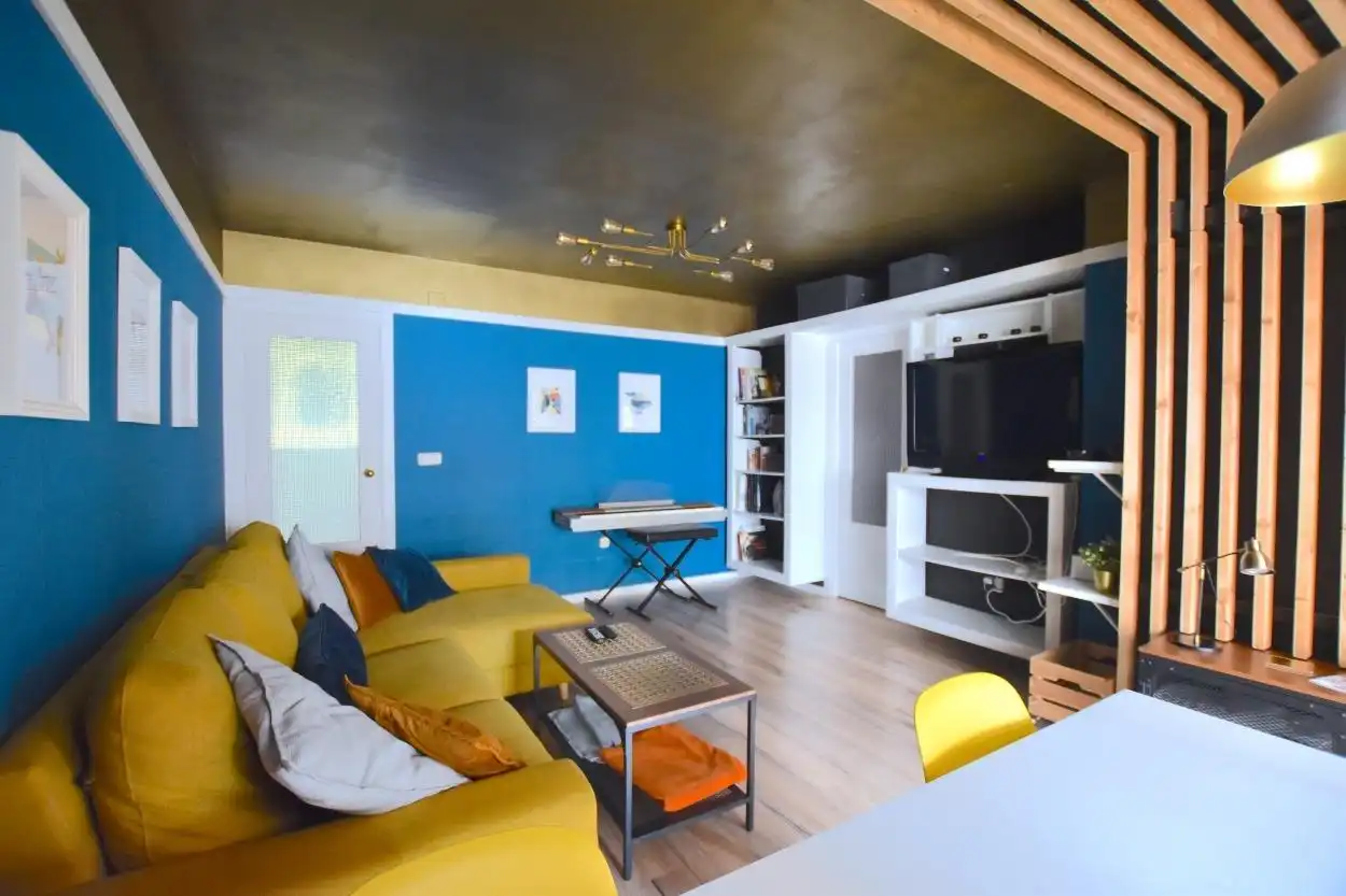 Sala de estar de Piso en venta en Málaga con Terraza y Piscina comunitaria