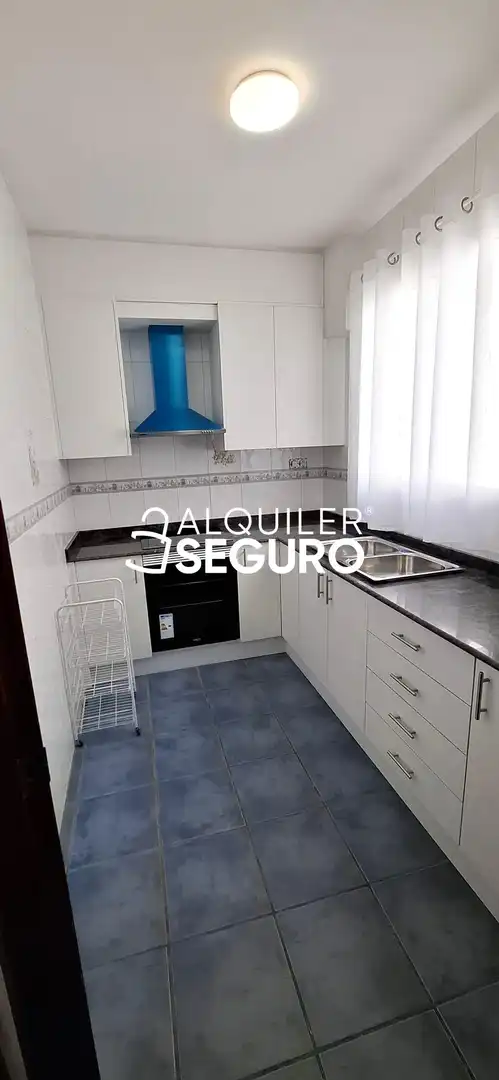 Cocina de Piso de alquiler en L'Alcúdia de Crespins con Aire acondicionado y Amueblado