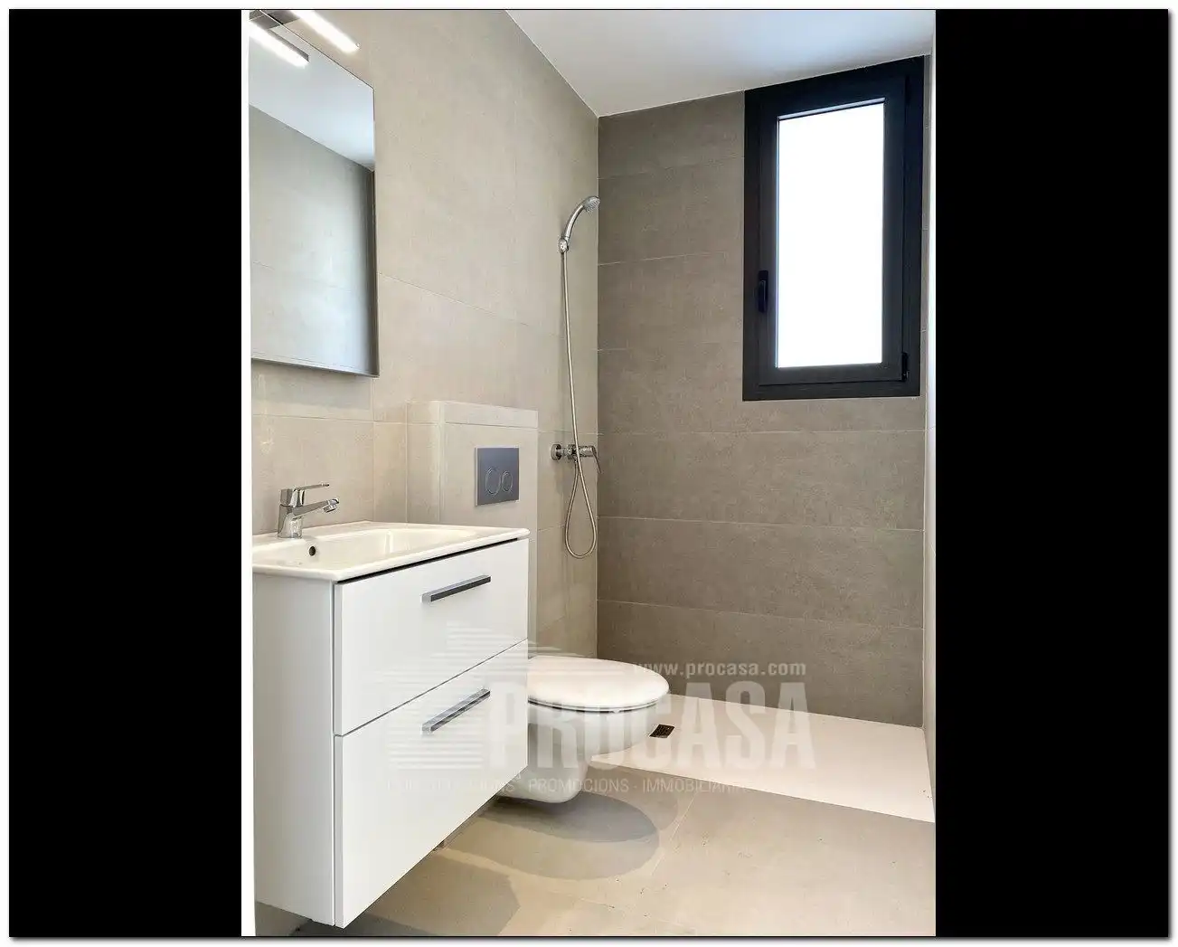 Detached house with pool for sale in REQUESENS, imagen 32