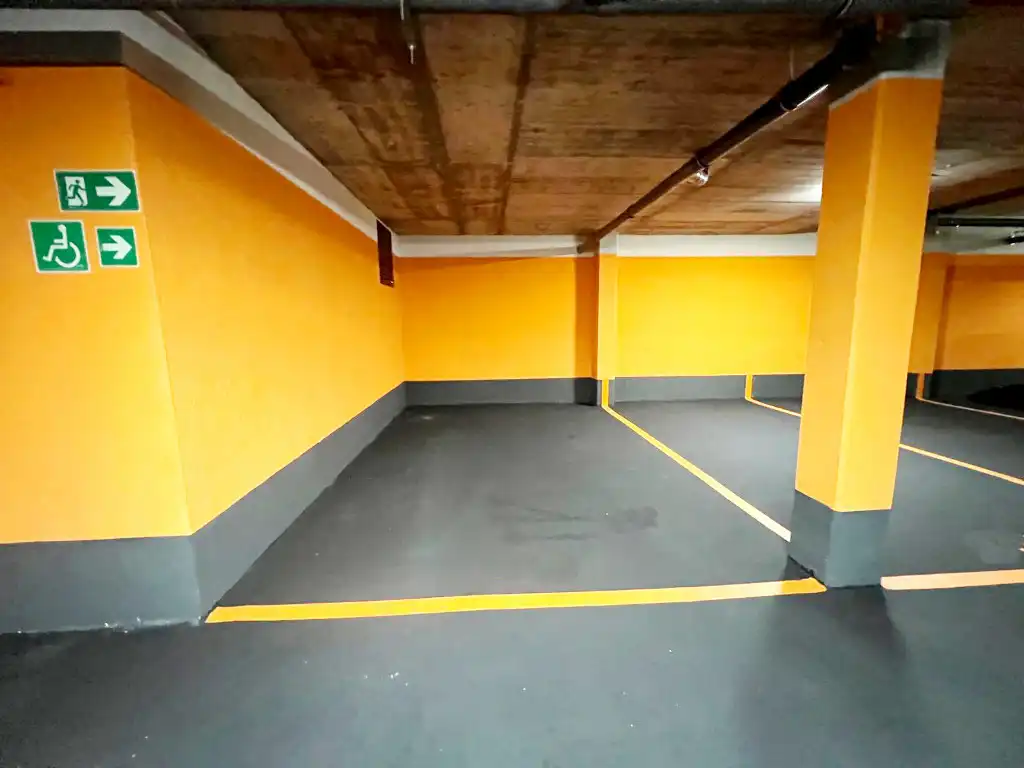 Parking de Piso de alquiler en Alcalá de Henares con Terraza, Trastero y Domótica