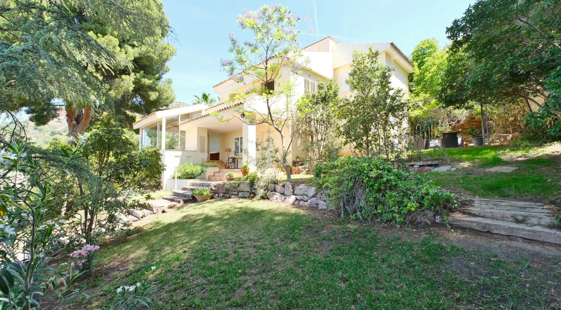 Villa avec terrasse à louer à Sagunto ciudad