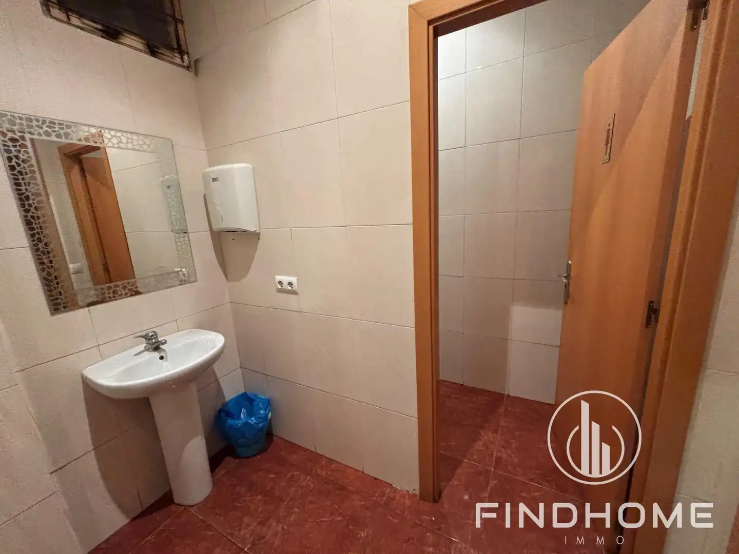 Bany de Casa o xalet en venda en Olot amb Aire condicionat, Calefacció i Terrassa