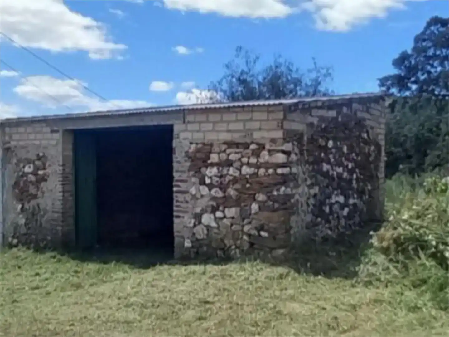 Vista exterior de Pis en venda en La Granada de Río-Tinto, Huelva