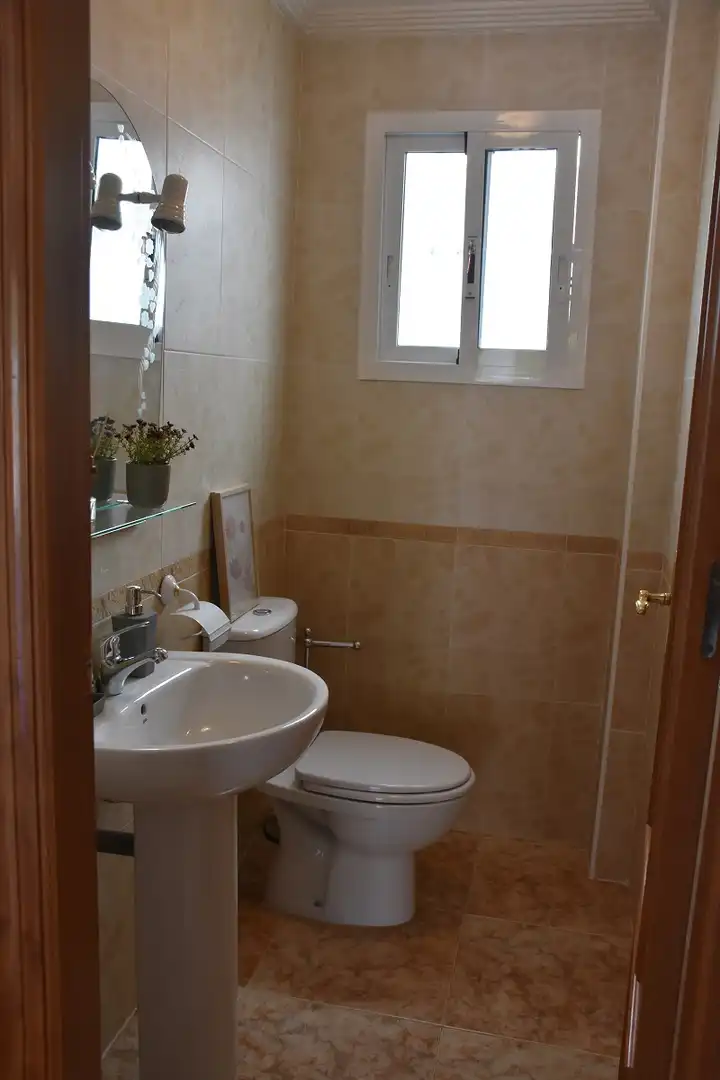 Baño de Dúplex en venta en Orihuela con Terraza, Piscina y Amueblado