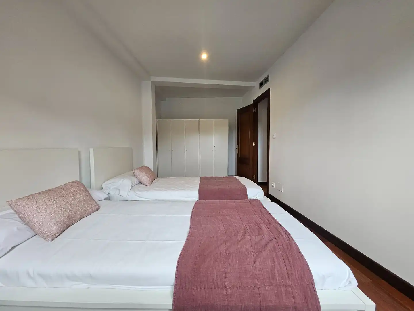 Habitación de Piso en venta en Alfoz de Lloredo con Aire acondicionado