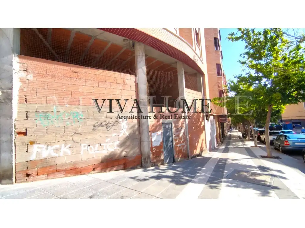 Vista exterior de Local en venta en Arganda del Rey