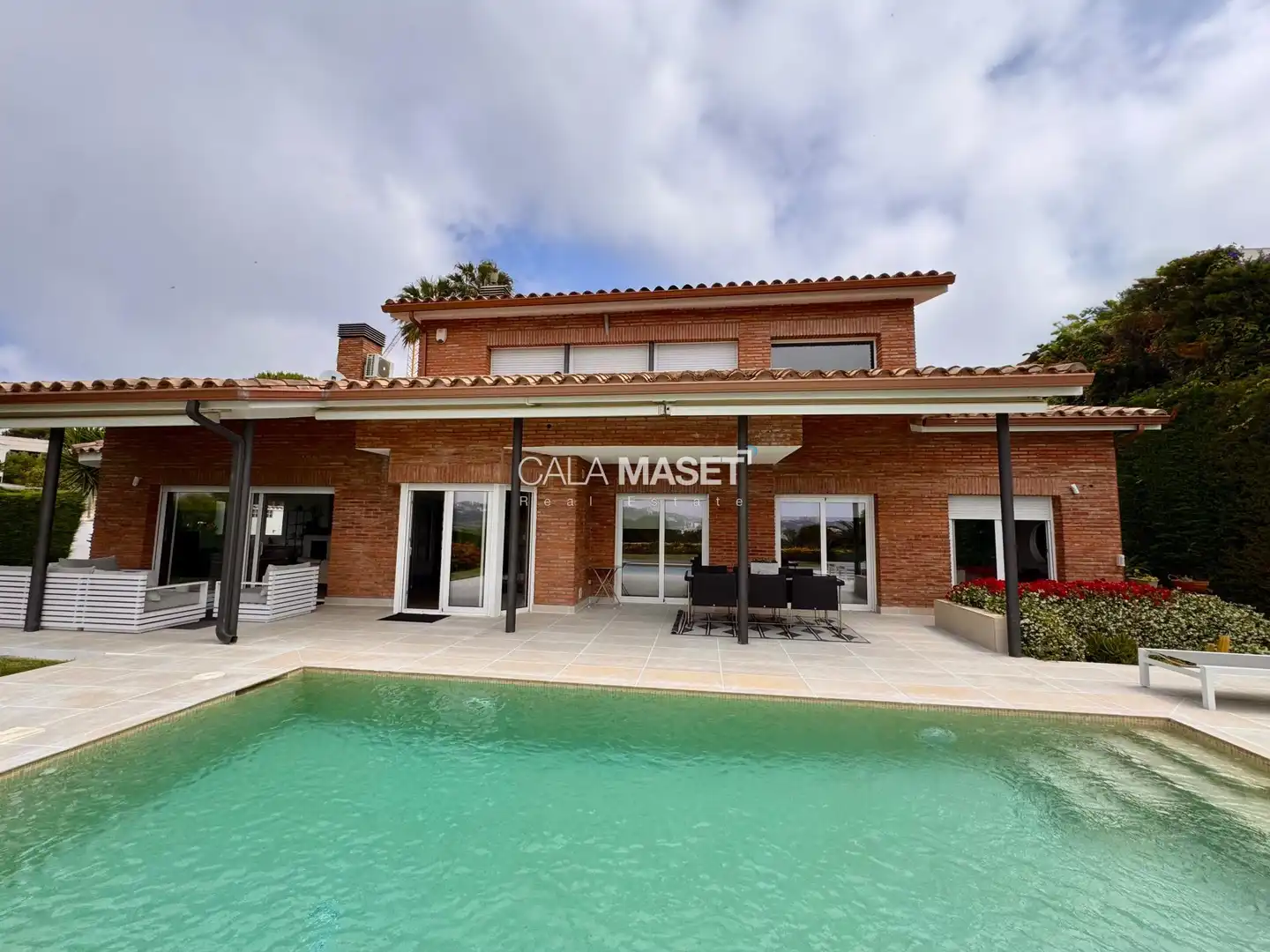 Xalet amb piscina en venda a Salvat Papasseit, imagen 11