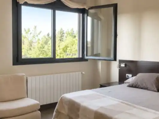 Dormitori de Casa o xalet en venda en Casar de Cáceres amb Terrassa i Piscina