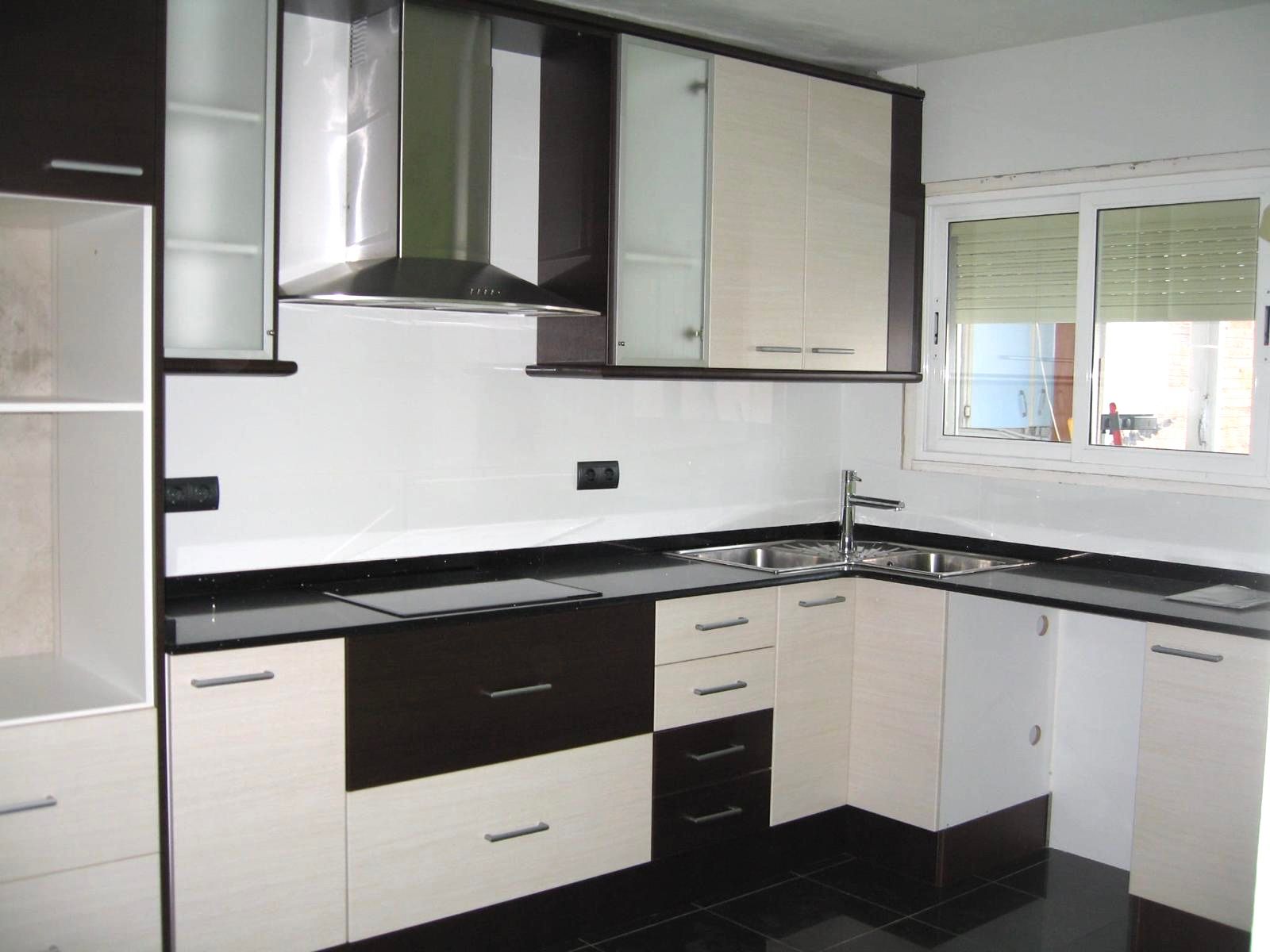 Kitchen of Flat for sale in Manresa  with Air Conditioner, Heating and Parquet flooring