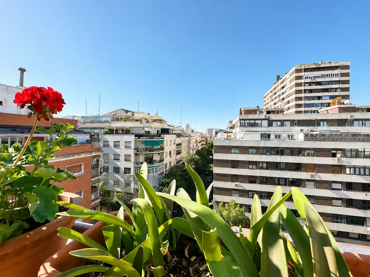 Exterior view of Attic for sale in Madrid  with Air Conditioner, Heating and Terrace