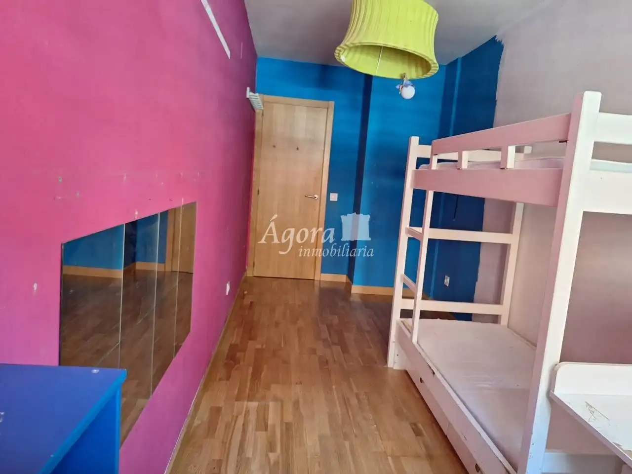 Schlafzimmer von Wohnung zum Verkauf in Valladolid mit Heizung, Parkett und Abstellraum