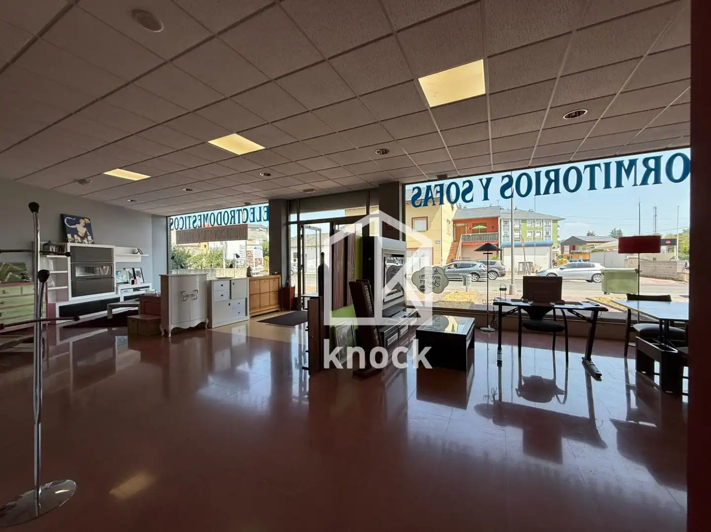 Local de lloguer en Cacabelos