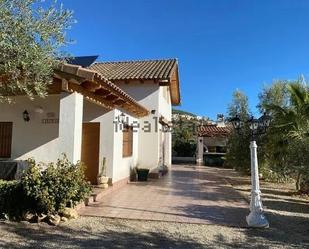 Vista exterior de Casa o xalet en venda en Yeste amb Terrassa