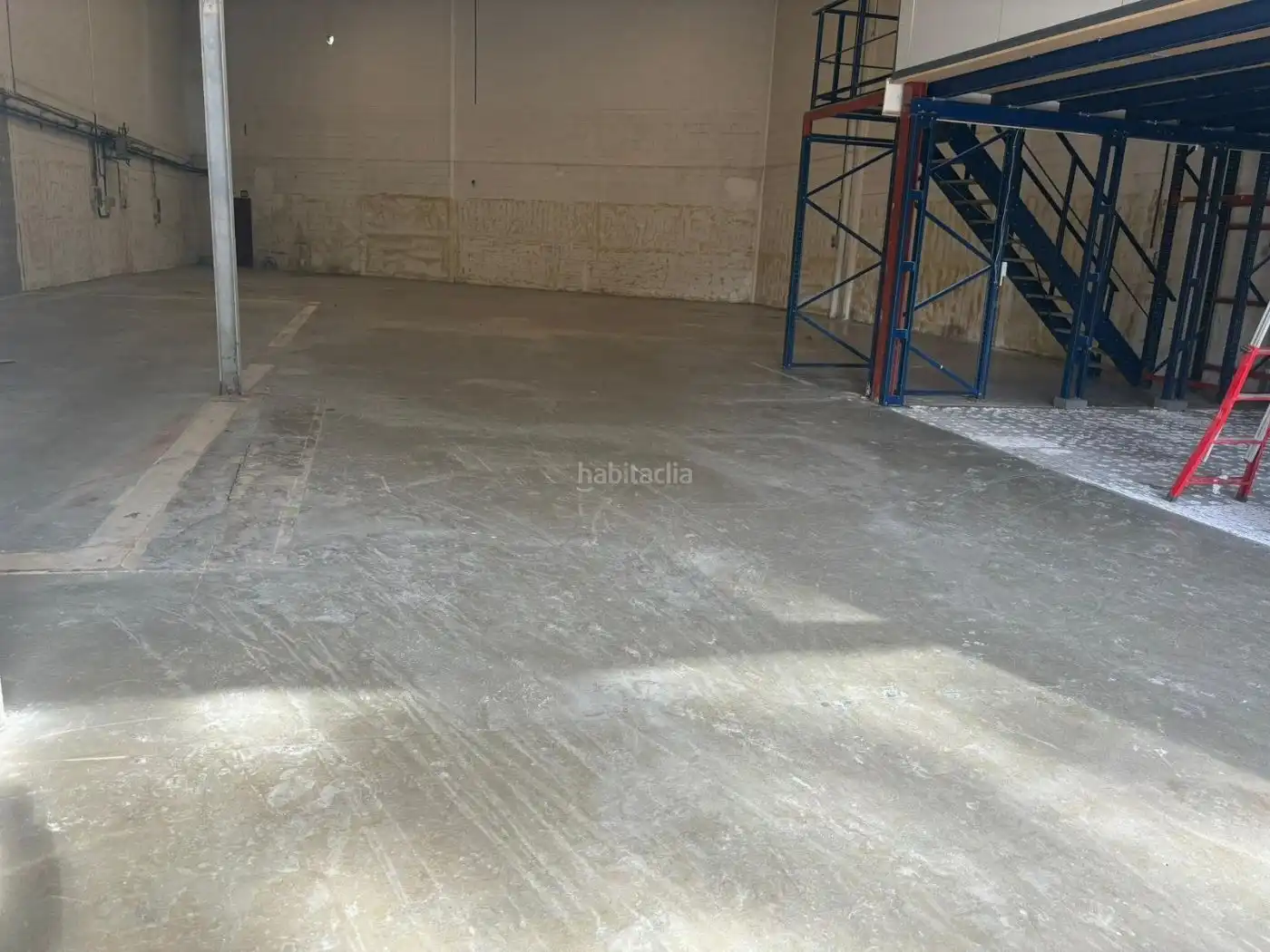 Nave industrial in vendita a Carrer Joan Torruella i Urpina 51, imagen 4
