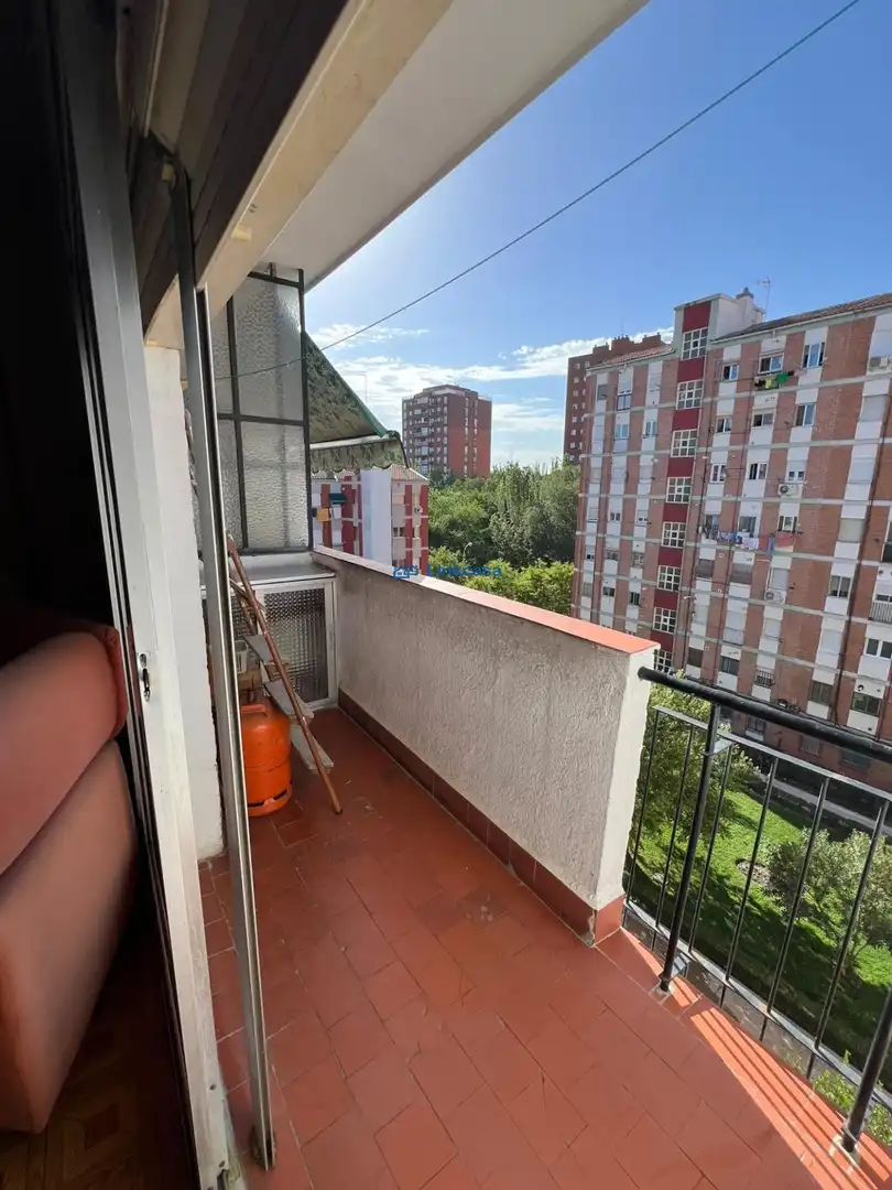 Piso en venta en Latina, imagen 2