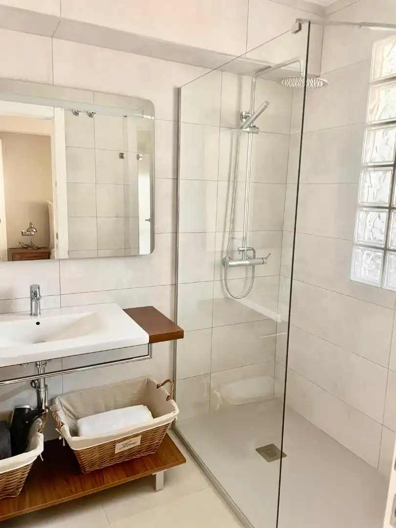 Bany de Apartament en venda en Benicasim / Benicàssim amb Aire condicionat, Terrassa i Traster