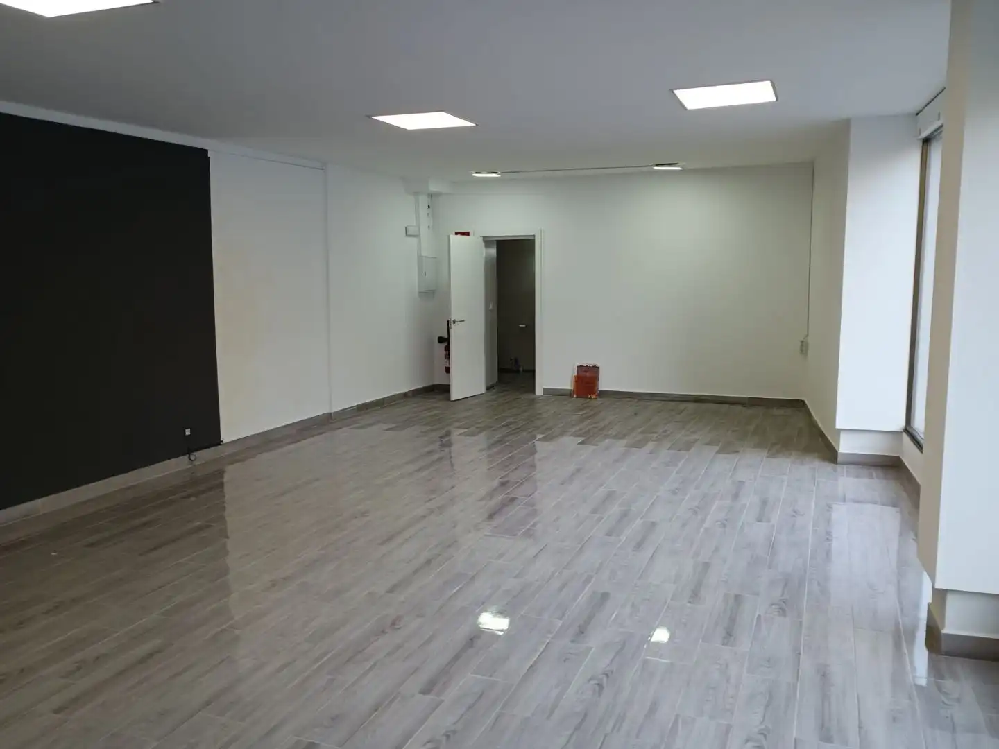 Business premises to rent in Rambla Joaquim Ruyra 61, imagen 7