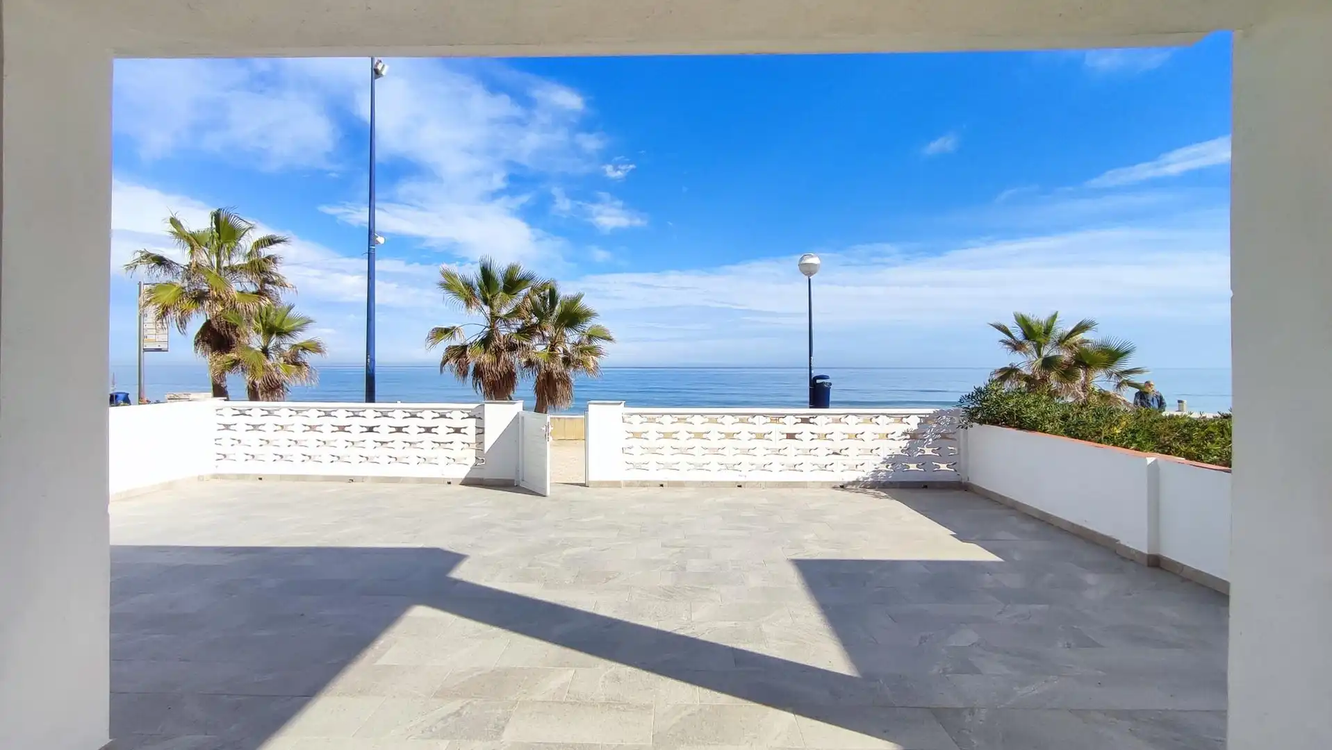 Terrace of Houses for sale in Miramar  with Air Conditioner and Terrace