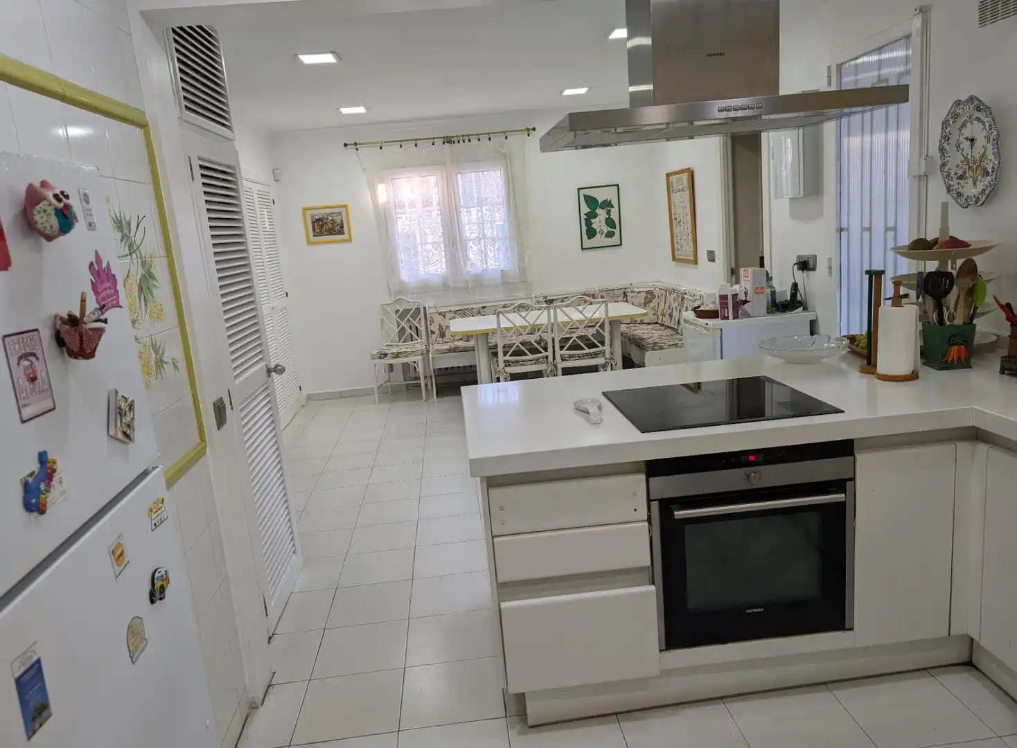 Cuina de Casa o xalet en venda en Pozuelo de Alarcón amb Aire condicionat, Calefacció i Jardí privat