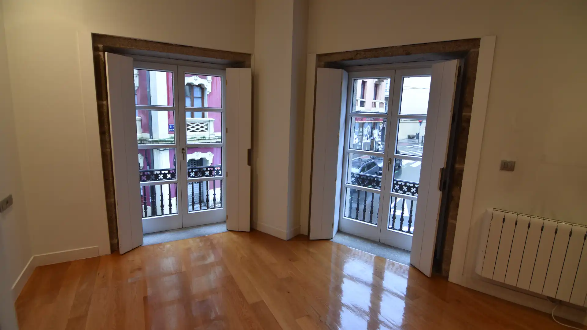 Piso en venta en A Coruña Capital  con Calefacción, Parquet y Trastero