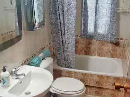 Bany de Pis de lloguer en Pilaríca  