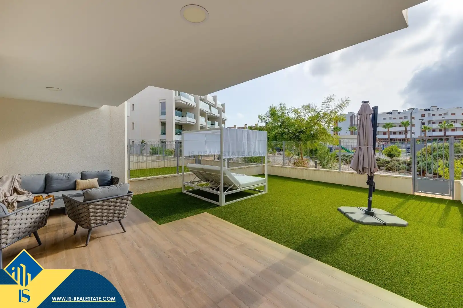 Wohnung mit Pool zum Verkauf in Orihuela Costa