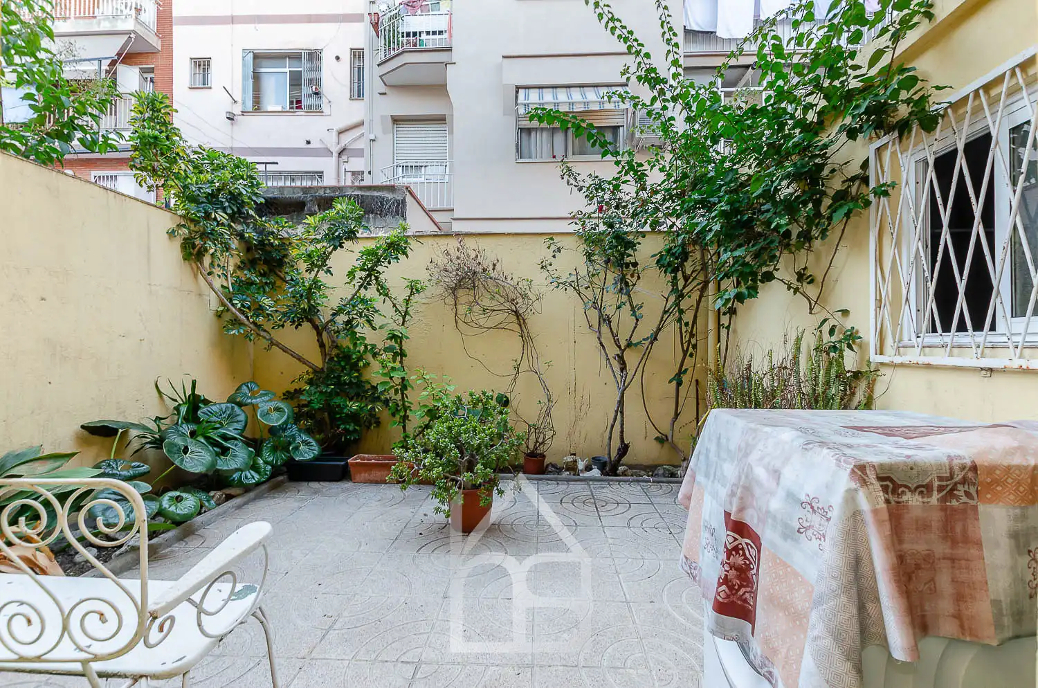 Adosado con terraza en venta en Carrer de Josep Torras i Bages, imagen 47