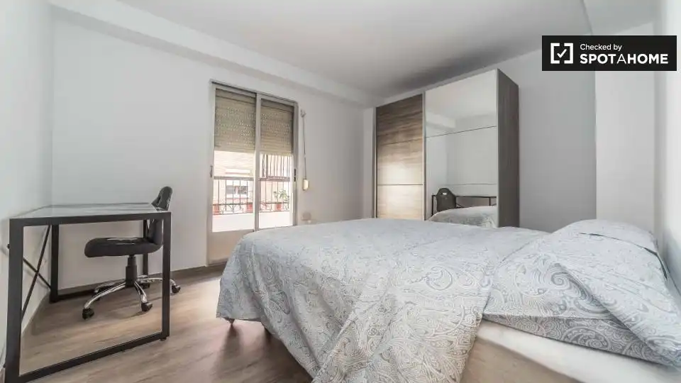 Habitación en Trinitat