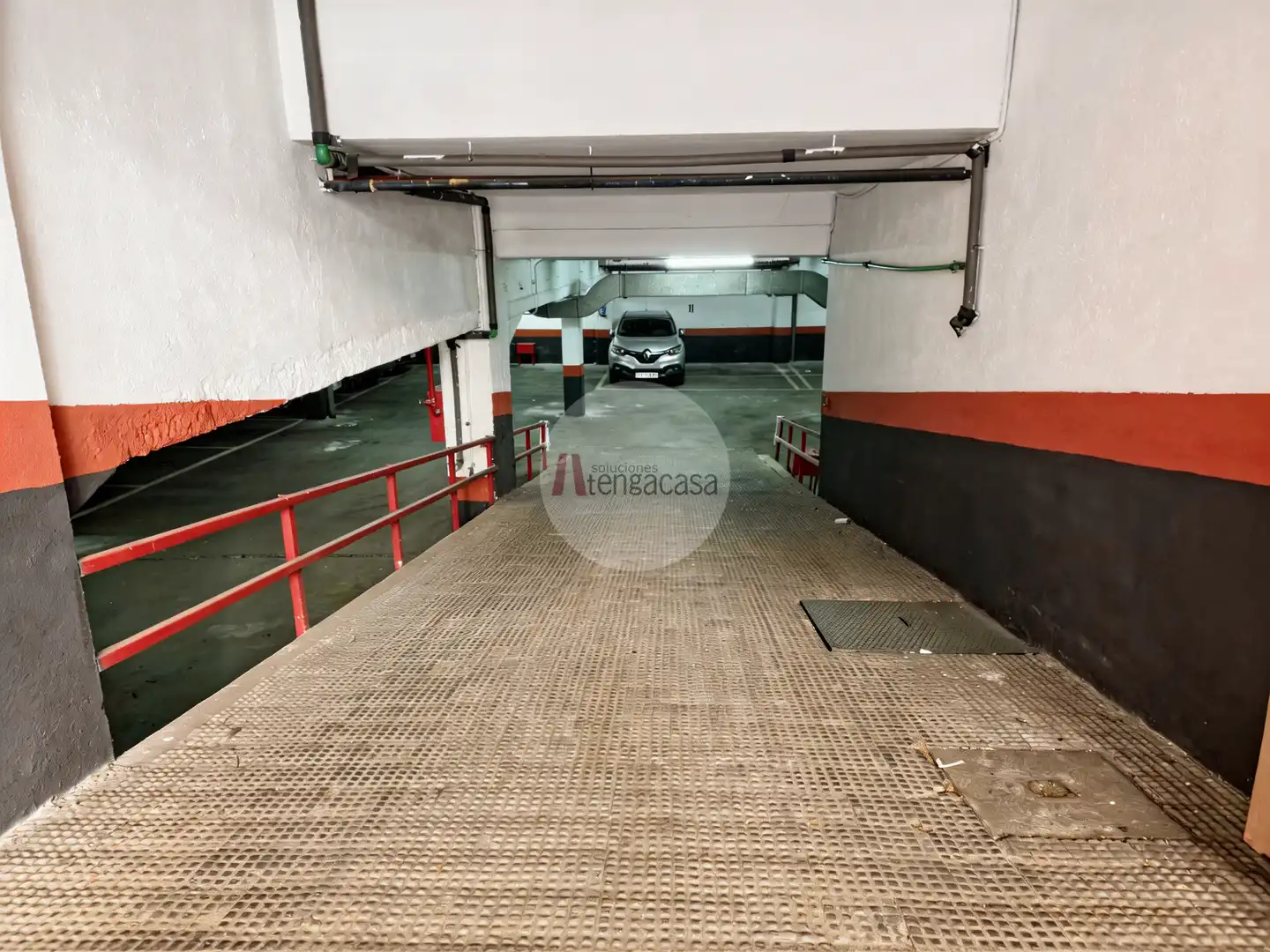 Parking de Piso en venta en Madrid con Aire acondicionado, Calefacción y Parquet