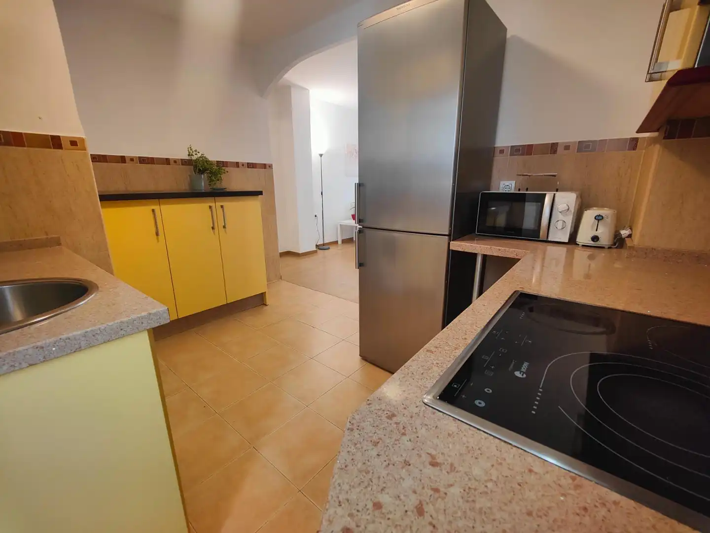 Kitchen of Flat for rent in Granada  with Air Conditioner, Heating and Furnished
