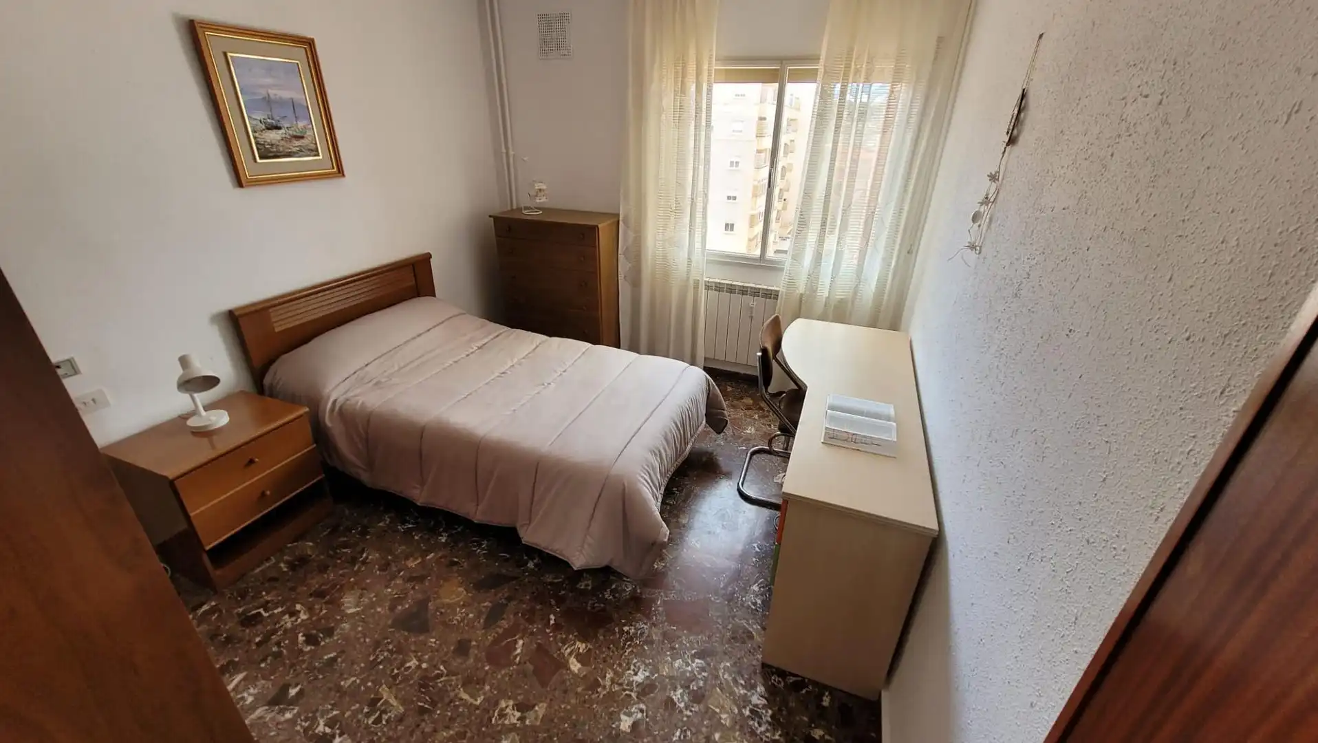 Schlafzimmer von Wohnung zur Miete in Teruel mit Heizung, Terrasse und Möbliert