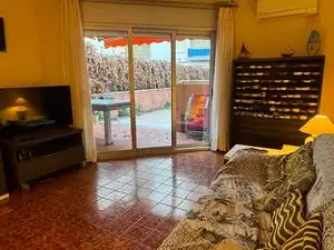 Schlafzimmer von Wohnung zur Miete in Torredembarra mit Klimaanlage, Heizung und Privatgarten