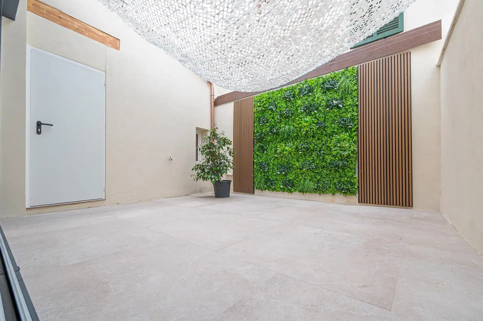 Terrace of Ground floor for rent in Selva  with Air Conditioner, Heating and Terrace