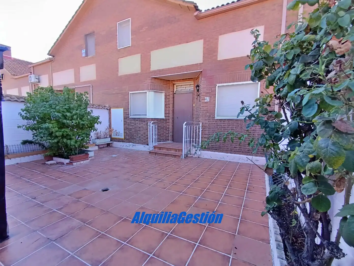 Adossat amb jardí en venda a Calle los Rosales, imagen 40