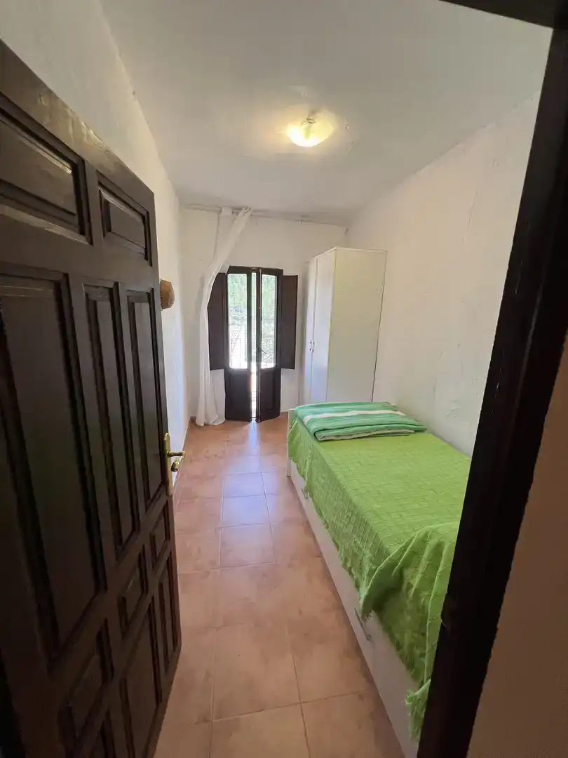 Habitación de Piso en venta en Villahermosa del Río con Trastero, Amueblado y Balcón