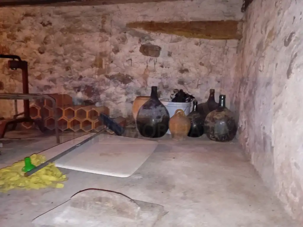Local en venda en Tricio