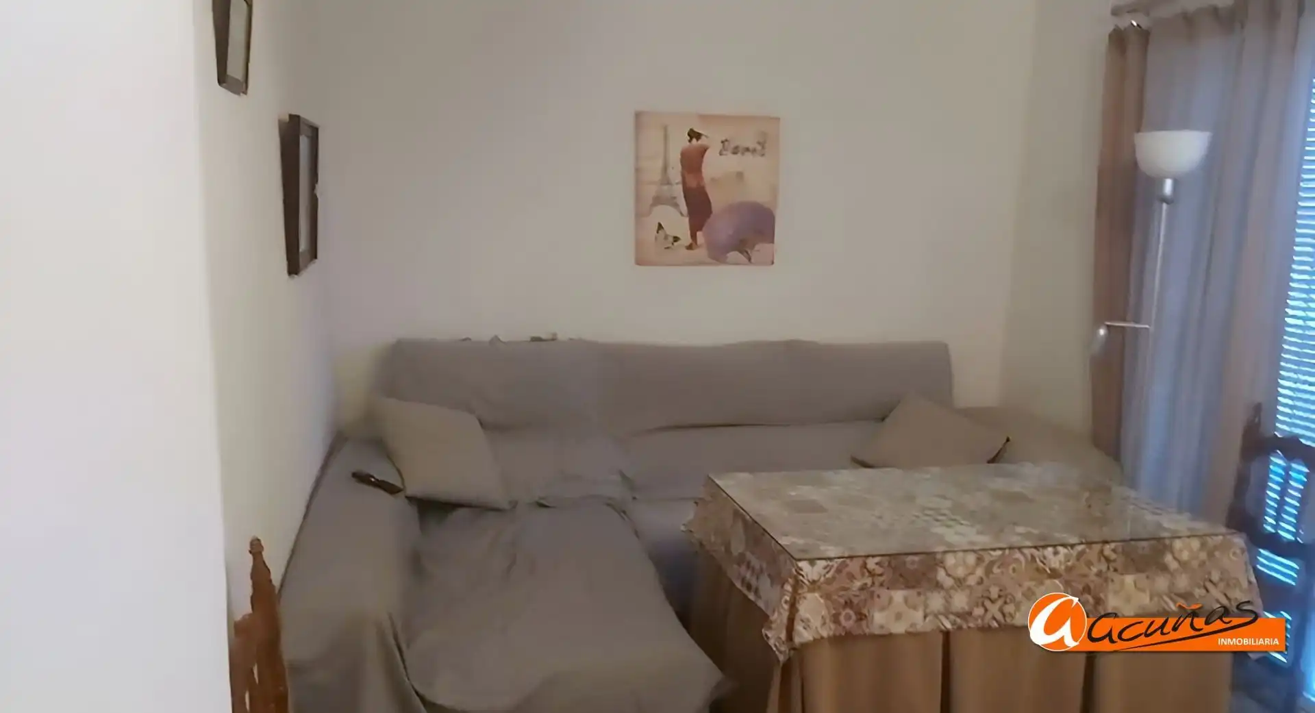 Sala d'estar de Casa adosada en venda en Villanueva de Algaidas amb Terrassa i Traster
