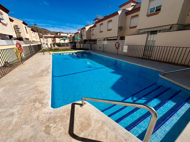 Casa adosada en Venta en Calle Adelfa en Sierra de Yeguas